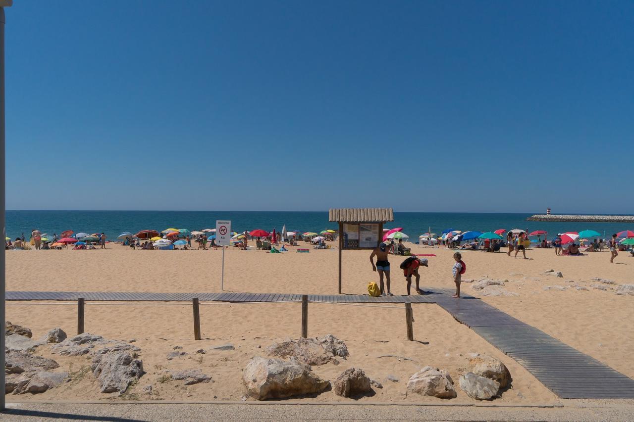 T2 Avenida- Frente Mar, Ar-Condicionado, Wifi Lejlighed Quarteira Eksteriør billede