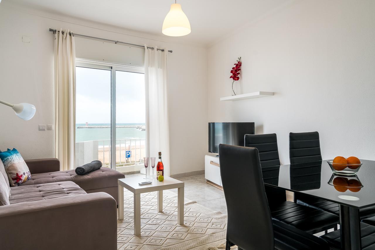 T2 Avenida- Frente Mar, Ar-Condicionado, Wifi Lejlighed Quarteira Eksteriør billede