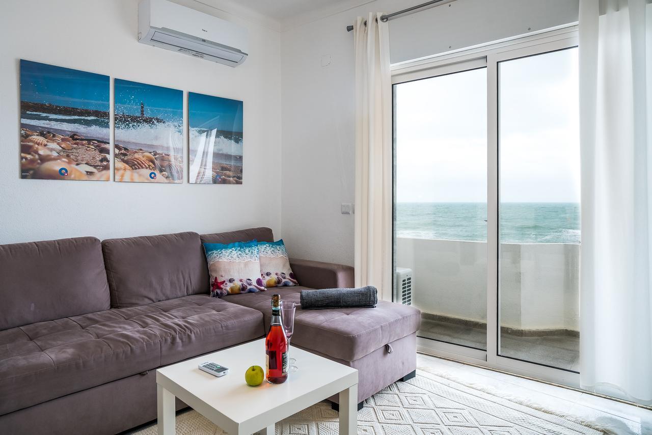 T2 Avenida- Frente Mar, Ar-Condicionado, Wifi Lejlighed Quarteira Eksteriør billede
